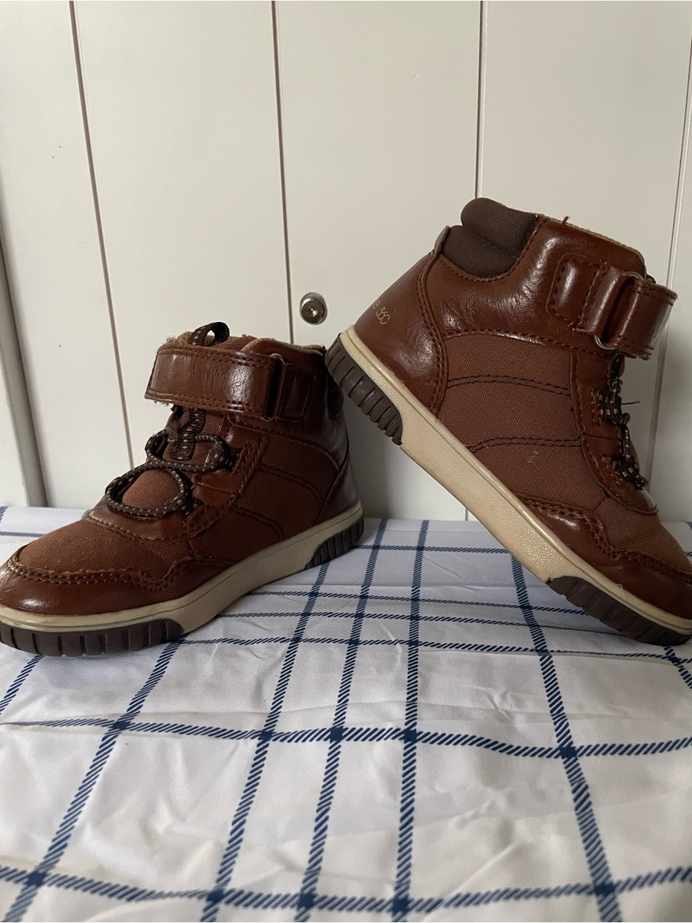 Stride Rite 360 Toddler Size 8 Porter Boots in brown / cognac APMA